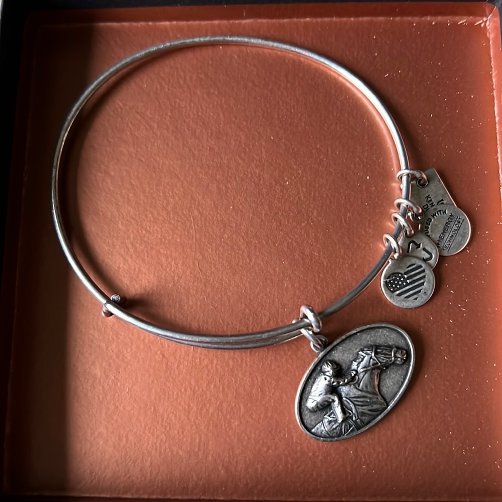 Kentucky Derby Alex and Ani Bengal
